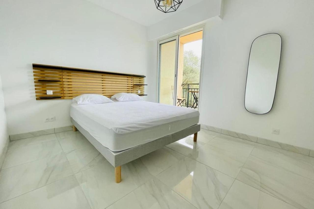 Nice And Bright 60 M With Terrace View On The Sea 阿雅克肖 外观 照片